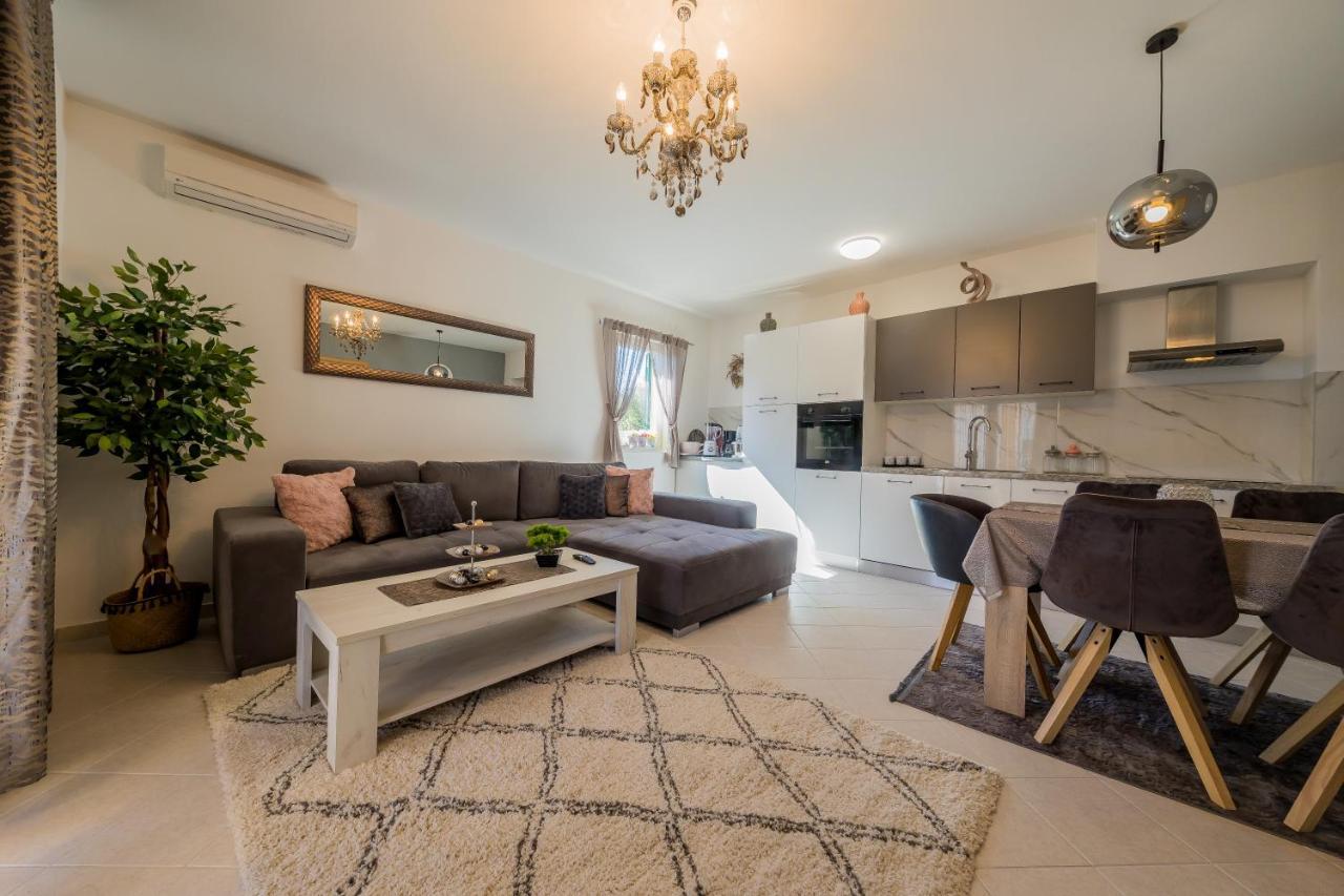 Ivana Apartment Τρογκίρ Εξωτερικό φωτογραφία