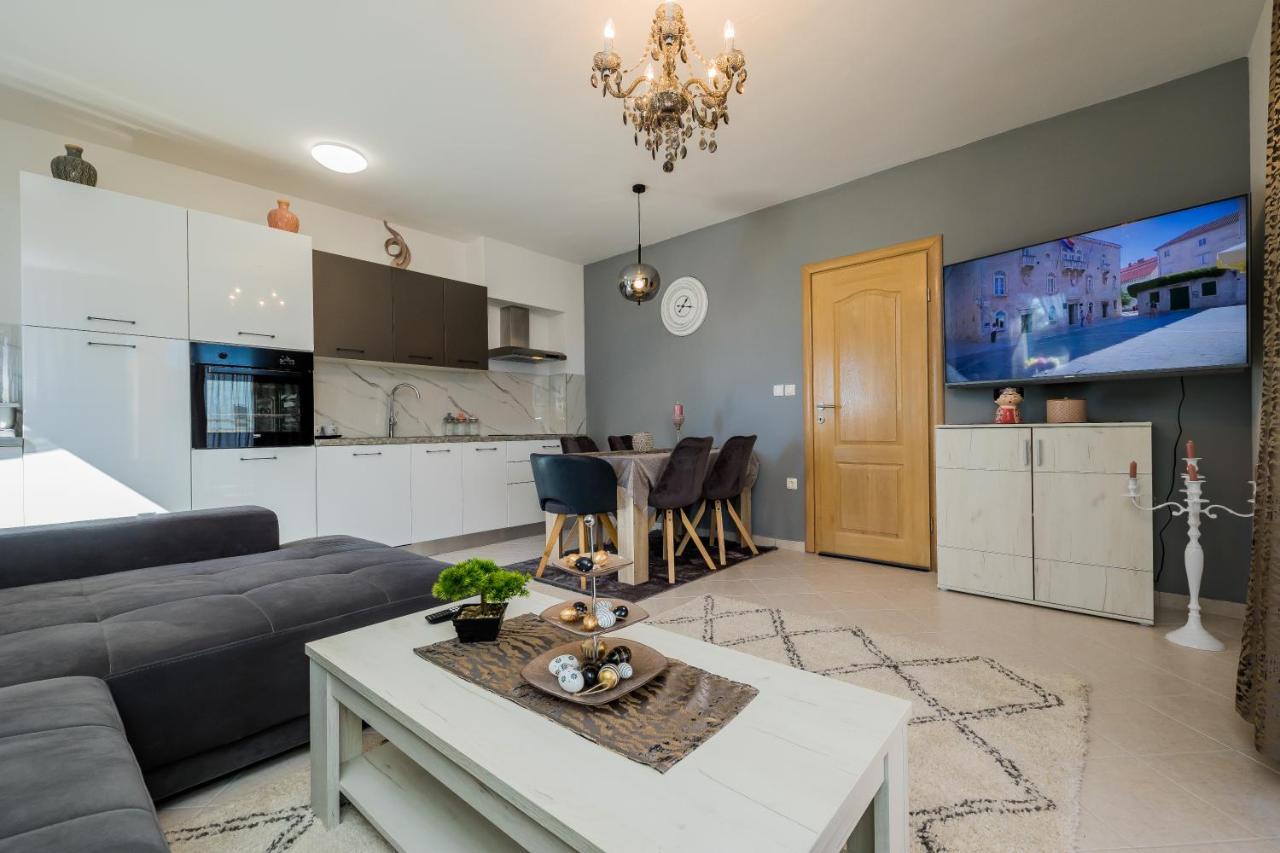 Ivana Apartment Τρογκίρ Εξωτερικό φωτογραφία
