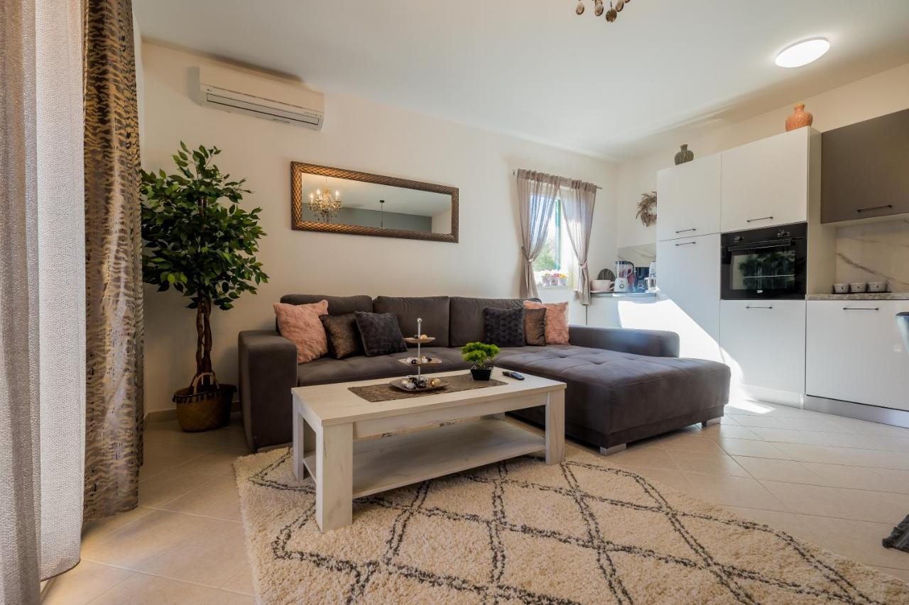 Ivana Apartment Τρογκίρ Εξωτερικό φωτογραφία